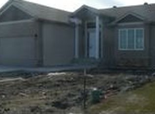 1503 36th St S, Moorhead, MN 56560