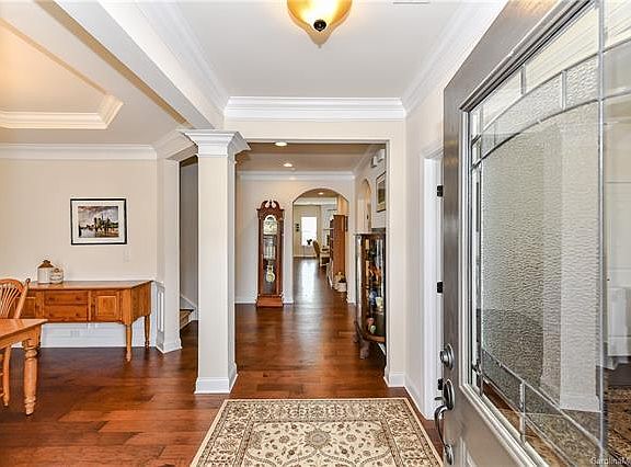 3rd image of 5046 Saint Clair St