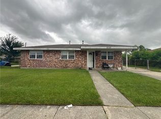 2125 Guerra Dr, Violet, LA 70092