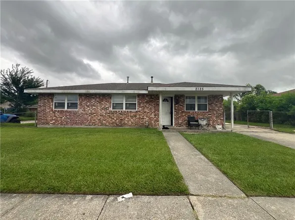2125 Guerra Dr, Violet, LA 70092