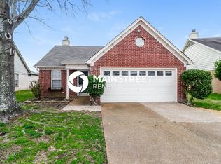 1052 Cross Wood Ln, Cordova, TN 38018