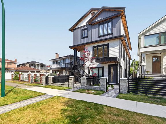 2nd image of 2035 E 51st Ave #1