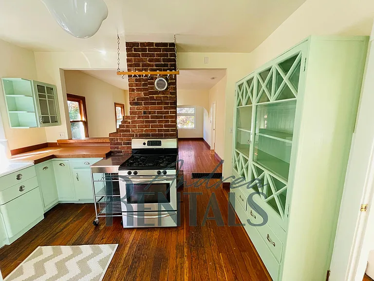 5742 Hermann St — Photo 16