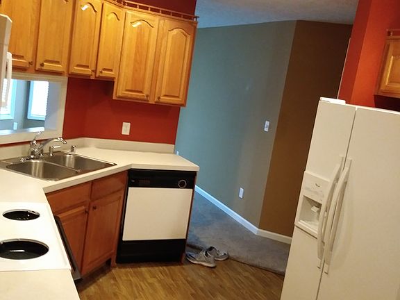 2nd image of 1211 N Drexel Ave