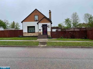 322 6th St SW, Chisholm, MN 55719