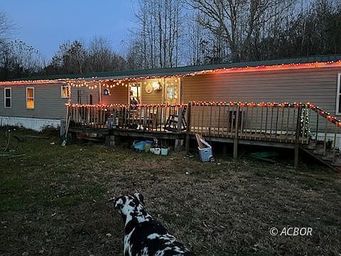 2nd image of 330 Hiram West Rd