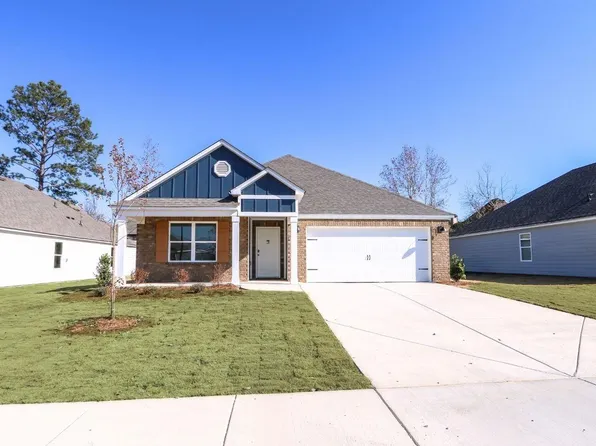 313 Oakmont Cir, Calera, AL 35040