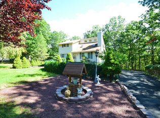123 Deer Trail Dr, Saylorsburg, PA