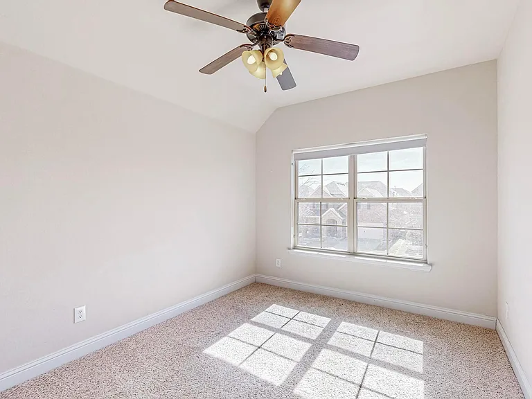 8812 Denstone Dr — Photo 38