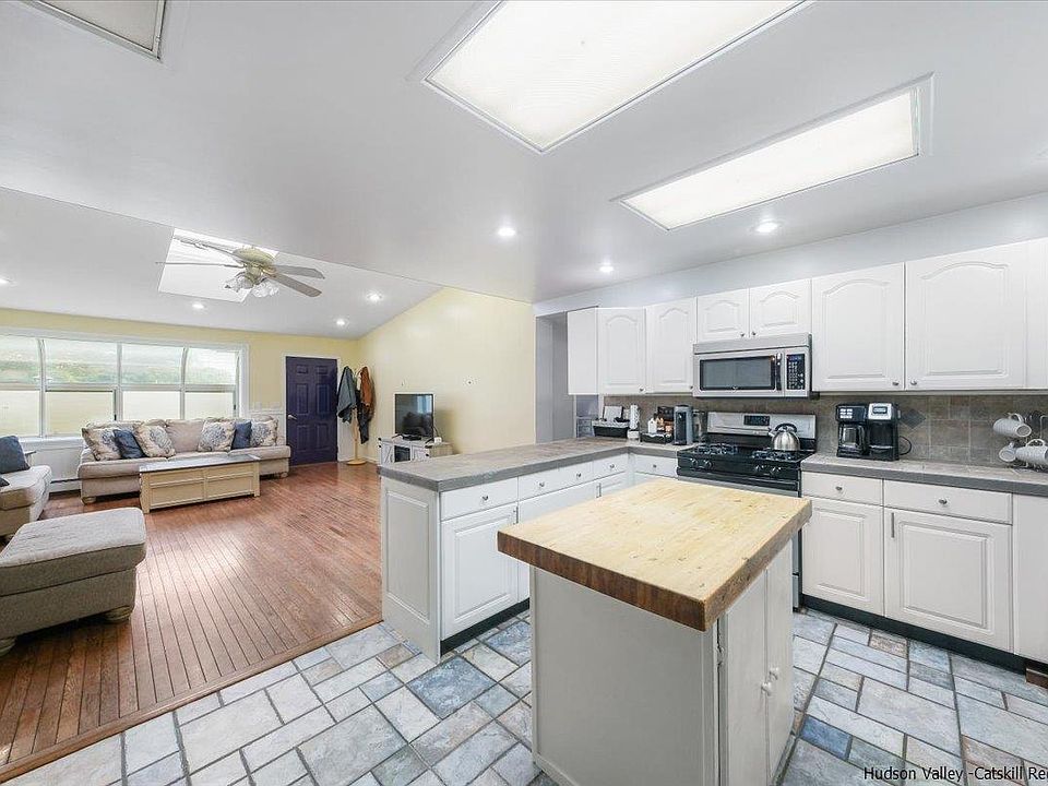 447 Forest Rd, Wallkill, NY 12589 MLS 20232527 Zillow