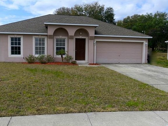 2nd image of 404 Pine Shadow Ln