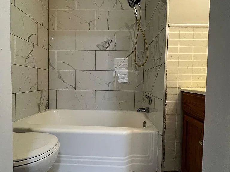 704 Blue Ridge Ave #1 — Photo 9