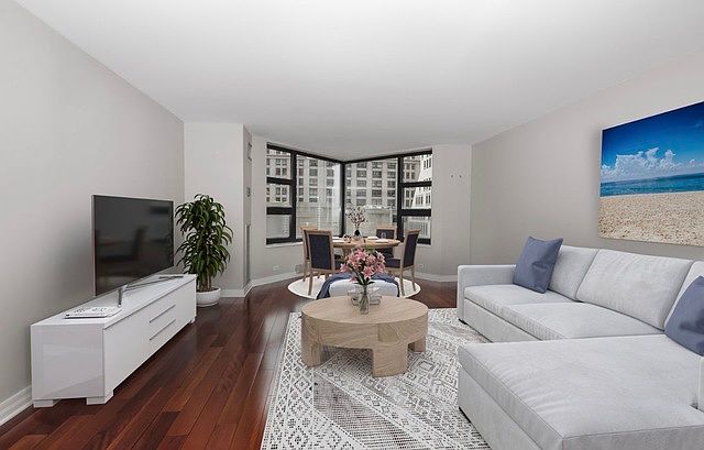 1st image of 401 E Ontario St APT 903