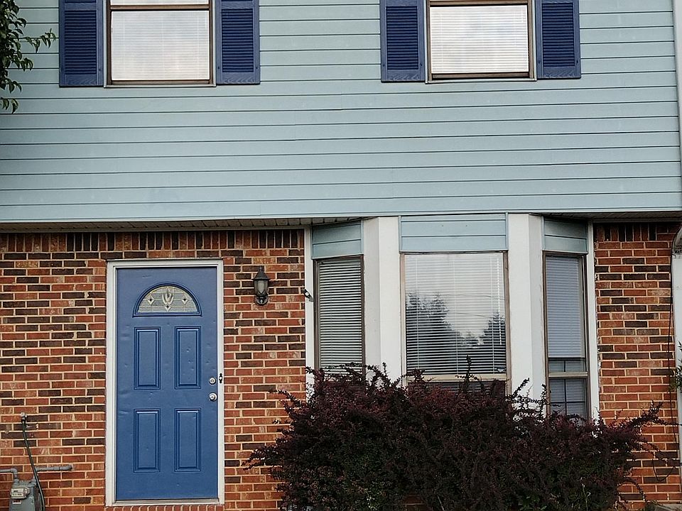 1st image of 2494 Hampstead Dr