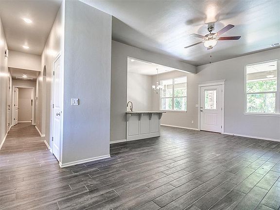 5th image of 13925 Twister Dr