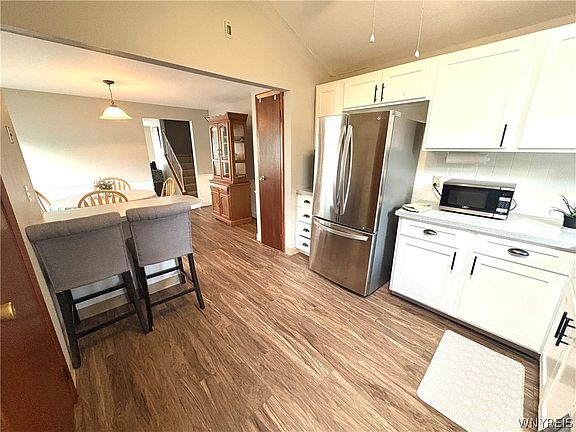4th image of 161 Margaret Rd