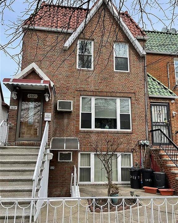 1st image of 2021 E 34th St