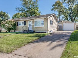 2725 W Lombard St, Davenport, IA 52804