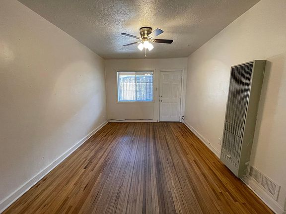 5th image of 203 1/2 Tulane Dr SE