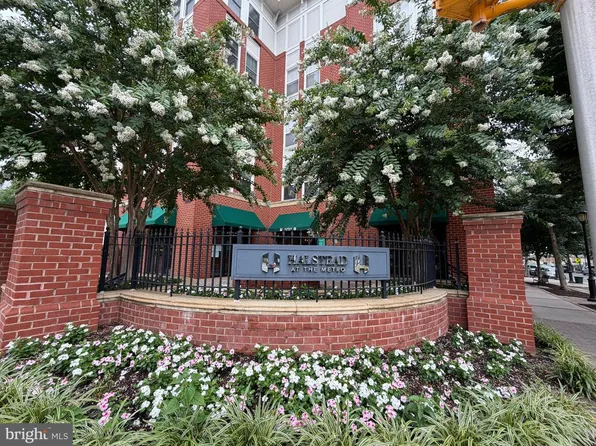 2655 Prosperity Ave APT 311, Fairfax, VA 22031