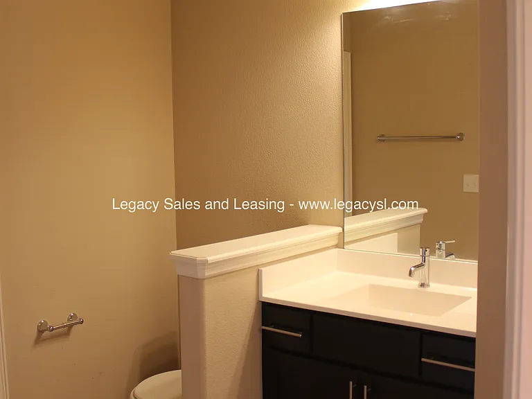 17614 E 45th Pl — Photo 15