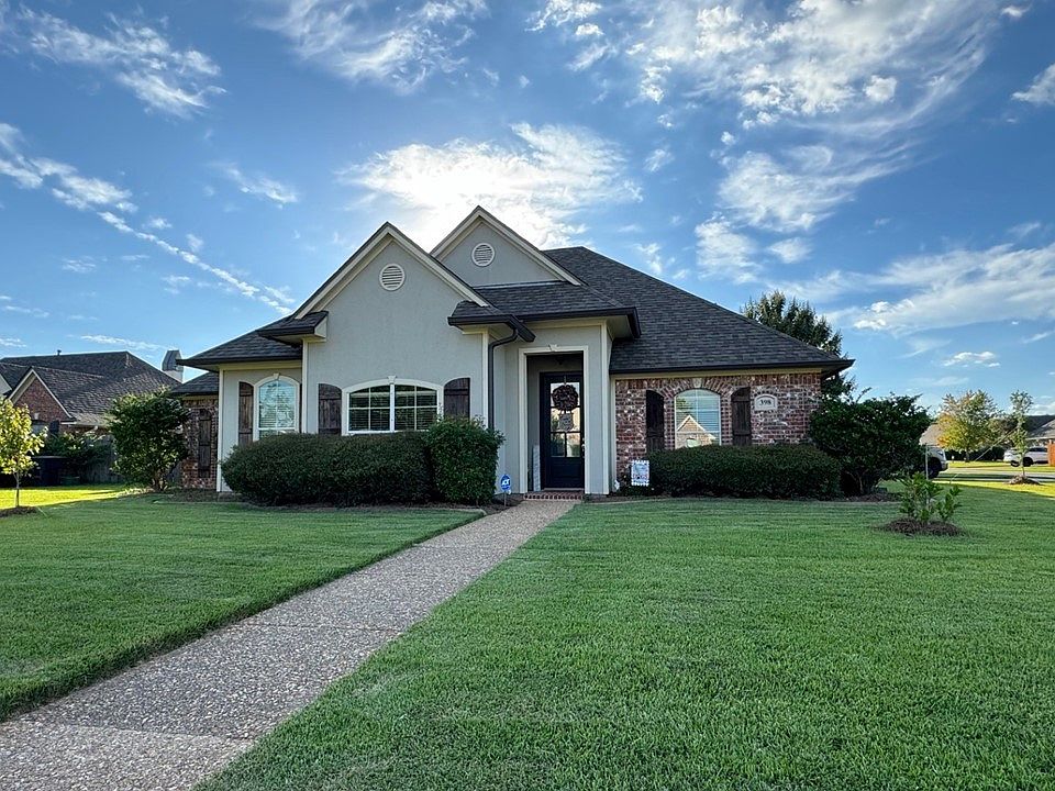 1st image of 398 Half Moon Ct