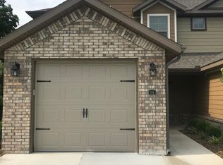 192 Old Farmington Rd, Farmington, AR 72730