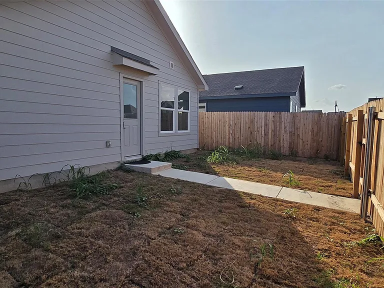 446 Sormonne Loop — Photo 15