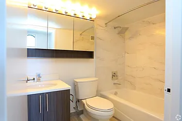 Rented by Space Marketing Shop