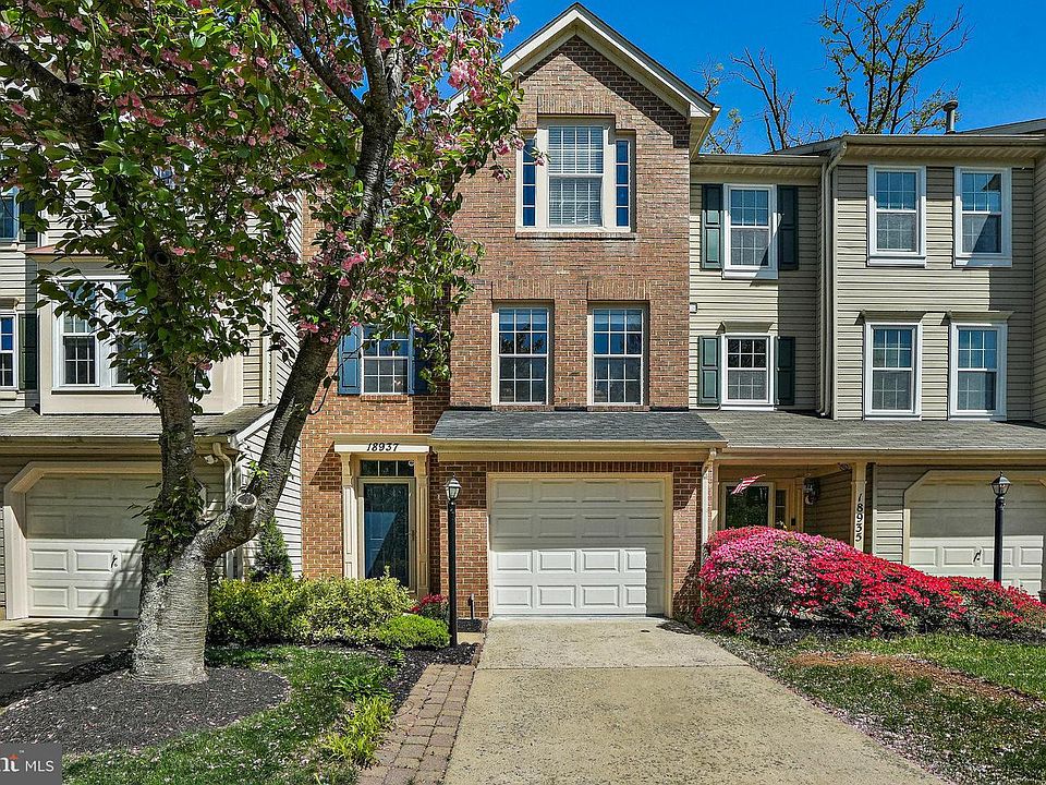 1st image of 18937 Quiet Oak Ln