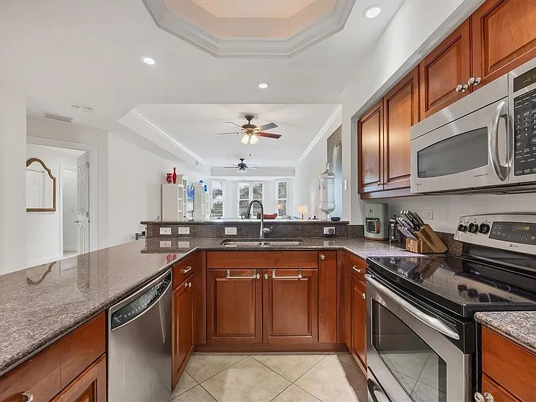 8111 Lakewood Main St #305 — Photo 10