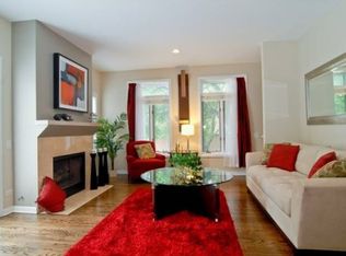 1353 W Schubert Ave, Chicago, IL 60614