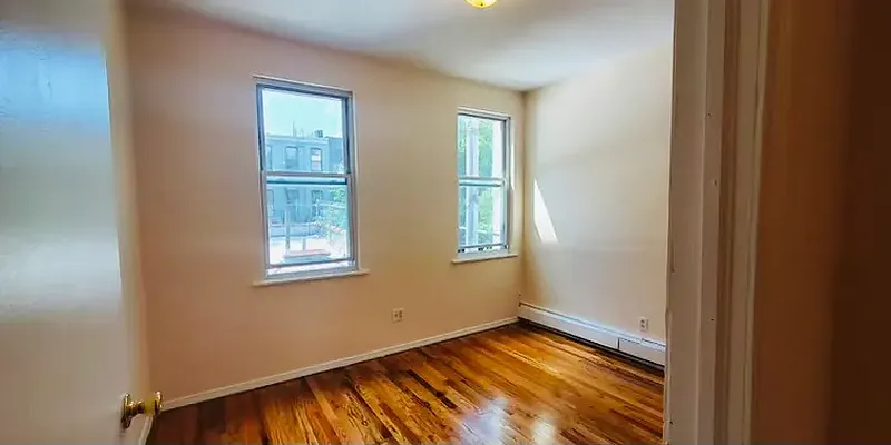 Rented by Fifth & Forever LLC | media 32