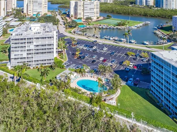 3 Bluebill Ave, Naples, FL