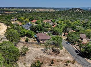 2229 N San Jacinto Dr, Kerrville, TX 78028