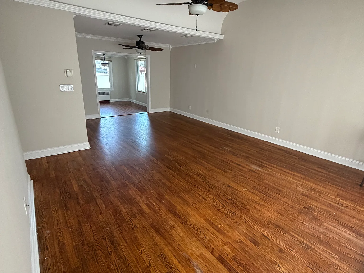 3 bed, $4,000 — Photo 3