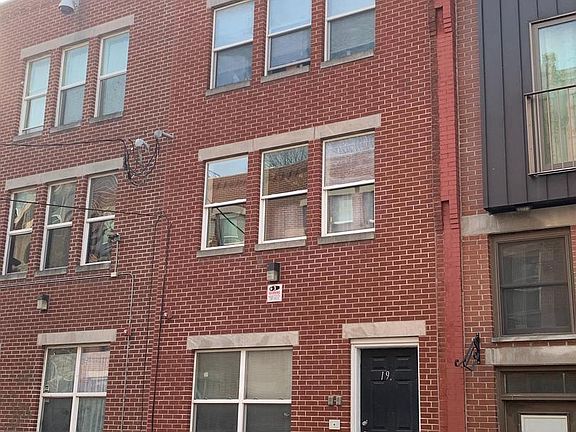 3rd image of 1940 N Gratz St