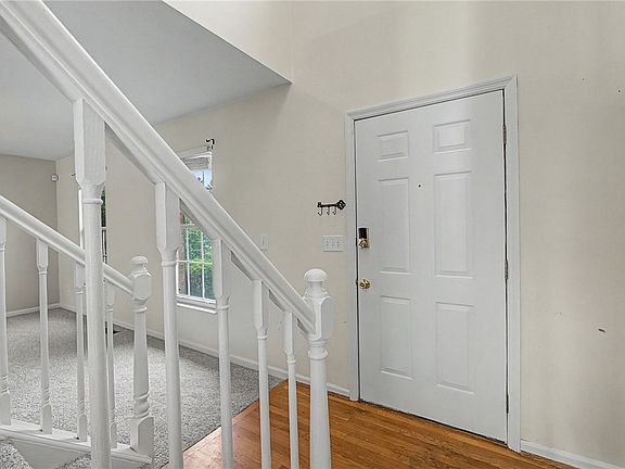 2nd image of 1320 Bonniebrook Dr