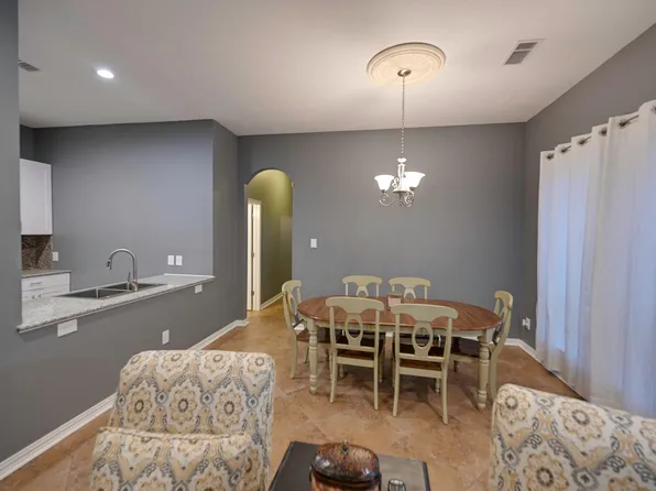 746 San Jacinto Cir, Baytown, TX 77521