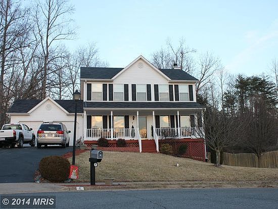 Single Family Home on Cul-de-sac