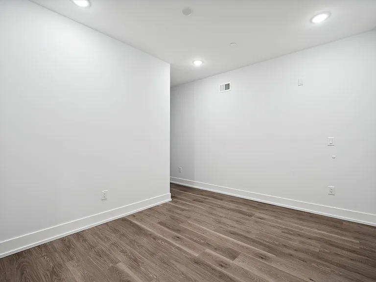 2111 N Fairhill St #1 — Photo 7