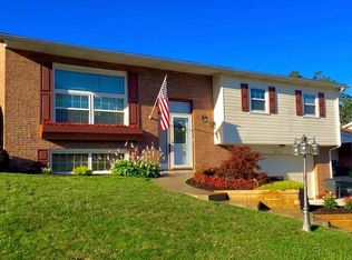 310 Meadowbrook Dr, Wintersville, OH 43953