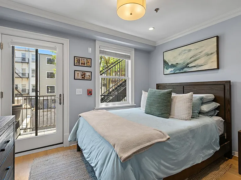 529 Jefferson St #1 — Photo 10