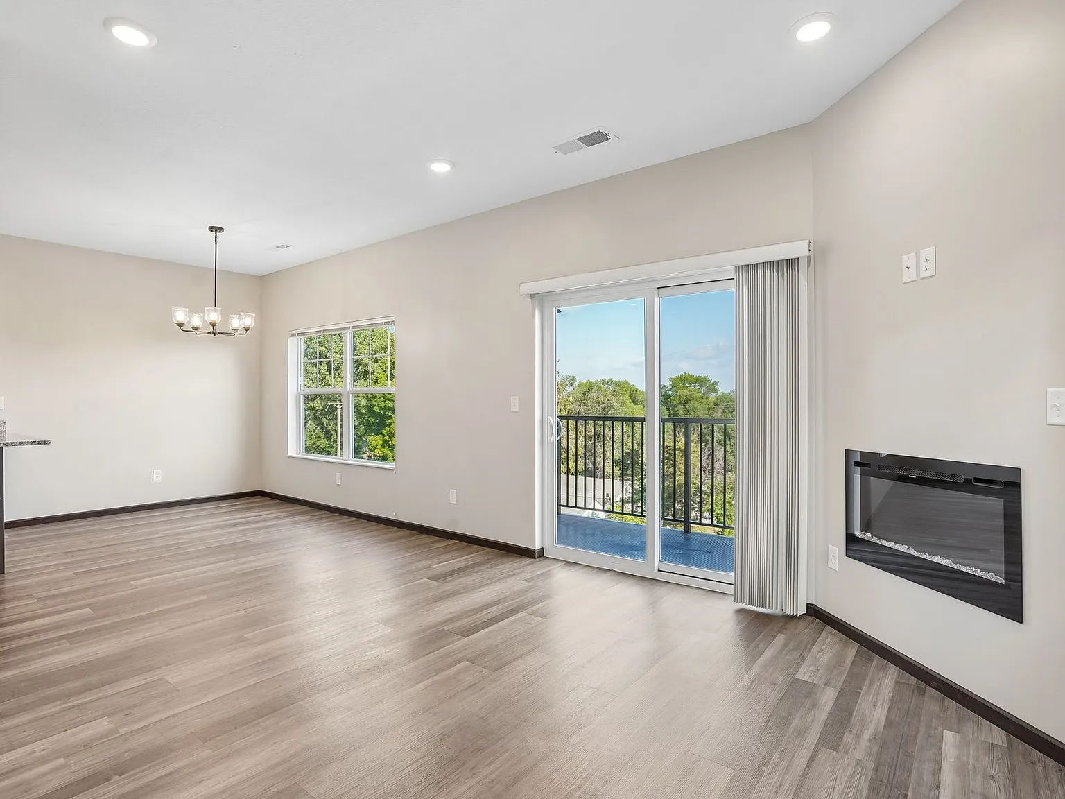 Villas of Rivers Ridge Townhomes — Photo 3