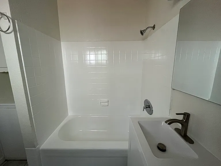 207 S Lillie Ave #3 — Photo 14