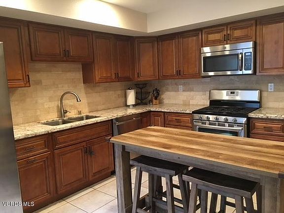 3rd image of 3084 Saffron Cir