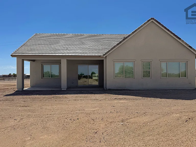 18152 W Morning Vista Ln — Photo 4