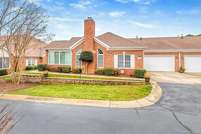 8636 Windsor Ridge Dr photo 1