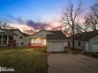 4010 High St, West Des Moines, IA 50265