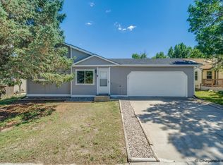 2311 Helen Ave, Cheyenne, WY 82007